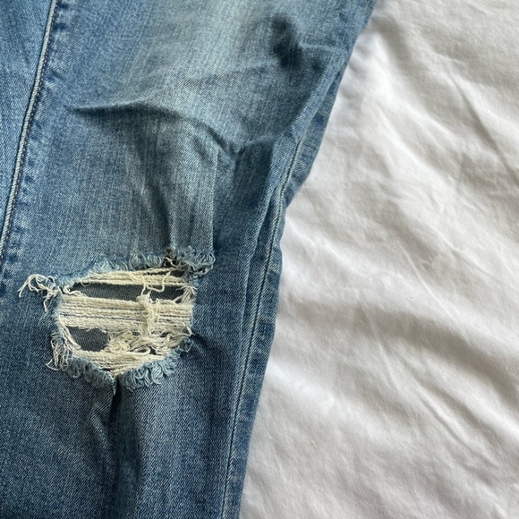 EUC Women’s Denim - Sz 10 - Picture 2 of 3